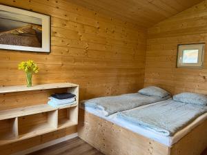 Marika Puhkeküla - Metsanurga Öömaja "shared bathroom"