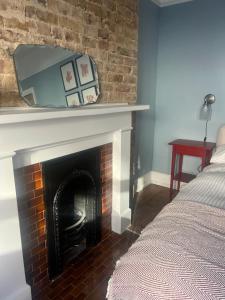 Stylish Seaside Home with Garden 2 minutes to Beach