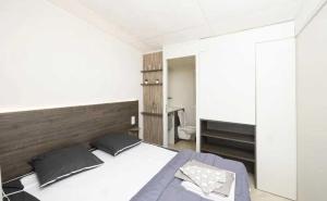 Campings Camping 3 etoiles - Piscine - ccbaeei : photos des chambres
