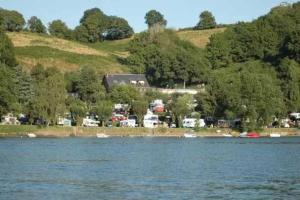 Campings Camping 4 etoiles - Piscine - ccahice : photos des chambres