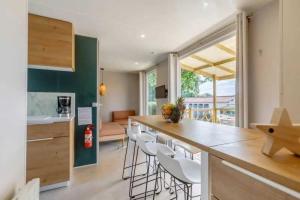 Campings Camping 3 etoiles - Piscine - ccafbhe : photos des chambres