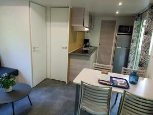 Campings Camping 4 etoiles - ccaeh0a : photos des chambres