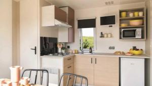 Campings Camping 3 etoiles - ccbaeih : photos des chambres
