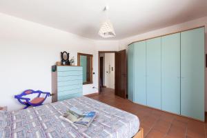 Villa Menhir with pool garden and tennis - Happy Rentals