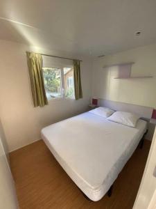 Campings Camping 3 etoiles - Piscine - cca0gbf : photos des chambres