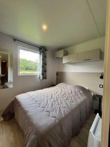 Campings Camping - Piscine - ccbaieb : photos des chambres