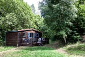 Campings Camping - Piscine - ccbaifd : photos des chambres