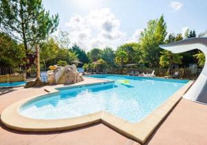 Campings Camping 4 etoiles - Piscine - eehda0 : Mobile Home 7