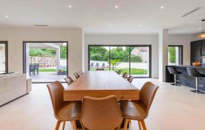 Maisons de vacances Amazing Home In Sablet : photos des chambres