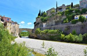 Maisons de vacances Amazing Home In Sablet : photos des chambres