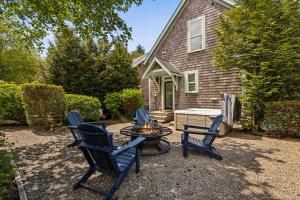 The Deckhouse by Seabrook Hospitality