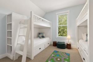 The Deckhouse by Seabrook Hospitality