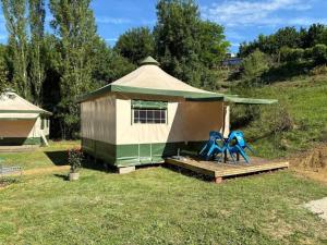 Campings Camping 3 etoiles - Piscine - ccbbedh : photos des chambres