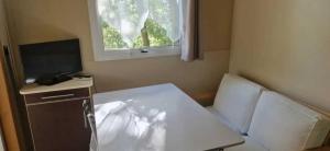 Campings Camping 3 etoiles - Piscine - ccbbedh : photos des chambres