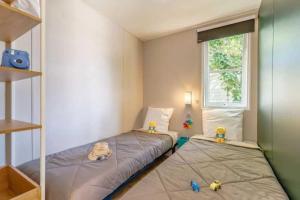 Campings Camping 3 etoiles - Piscine - ccafbhe : photos des chambres