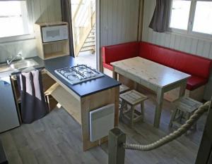 Campings Camping 3 etoiles - Piscine - ccbahif : photos des chambres