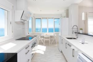 Luxury Sea view Apartment