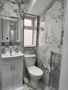 Modern Apartment Near Birmingham