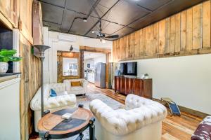 Walkable Townhome M on Main in Wytheville