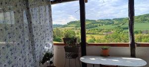 Cordes sur ciel et piscine