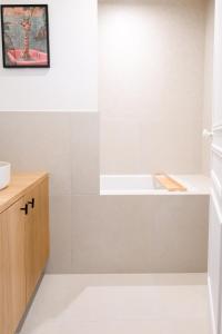 We Parisian Vanneau Cozy Home