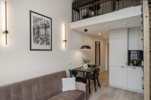 Loft 61 with Free Parking