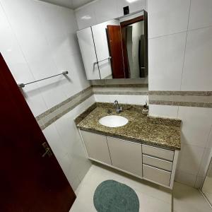 Loft Lux SM 15 (Jacuzzi, Smart TV, Ar condicionado, Cozinha)