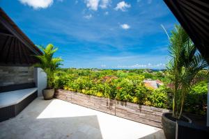 Phòng Giường Đôi Có Sân Trong (Double Room with Patio)