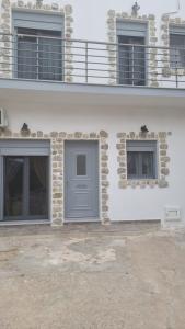 Amyrissa House