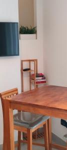 Monolocale settimo piano con garage privato Top floor studio with private garage