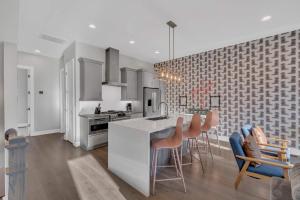 Brand New City Views Karaoke Room Near Downtown