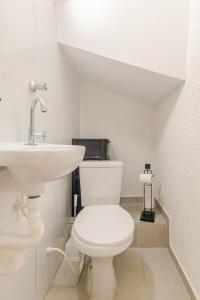 Edu Casa de condomínio