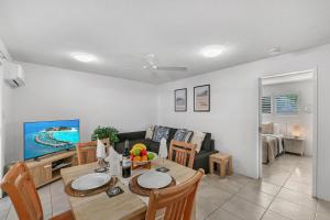 Chez Noosa Holiday Apartments