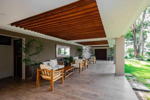 Camino Real Tikal‎