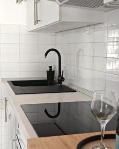 Apartments by the sea Cove Pokrivenik, Hvar - 18955