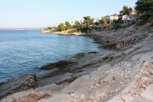 Apartments by the sea Stomorska, Solta - 24449