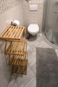 Apartments by the sea Stomorska, Solta - 24449