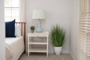 48" Gas Firepit - Historic DT - Late Summer Specials - Steps to Riverwalk