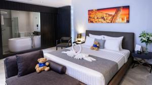 S Ratchada Leisure Hotel