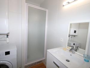 Bel appartement T3, 2 terrasses, climatisation, garage, à 50m plage, 4 pers. à Banyuls - FR-1-309-198