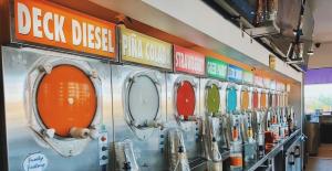 The Village breeze - 2 units, 4BR, 4Bath, Pool, Beach- Siesta Village Living!