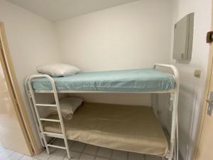 Studio cabine avec parking privé, proche plage - FR-1-837-11