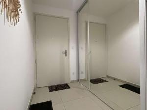 Appartement T3 neuf avec terrasse et parking proche plage - FR-1-308-210