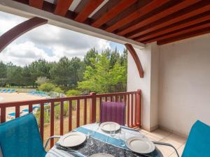 Appartement avec balcon et piscine - Golf de Biscarrosse - 4 pers - FR-1-319-616