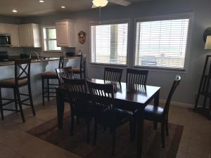 Beachgate Condo Suites and Hotel 531 condo