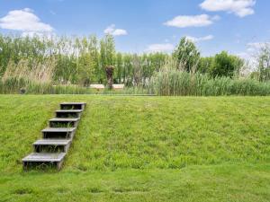 Holiday Home in Oud Ade near Kaag Lakes