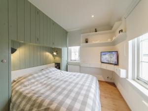 Zeeland Retreat Sauna and Seaside Charm