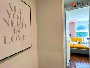 Expert Stays 2 BR Super Central Cambridge