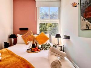 Expert Stays 2 BR Super Central Cambridge