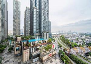 The Suite Landmark City View